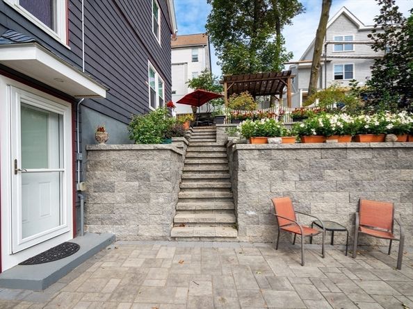 2 Deane Ave, Winthrop MA 02152