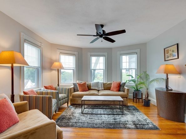 2 Deane Ave, Winthrop MA 02152