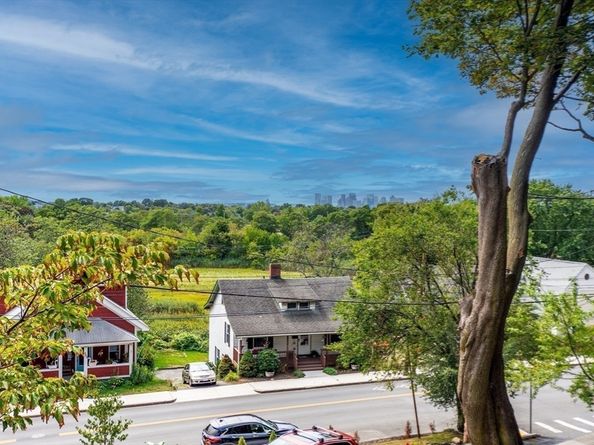 2 Deane Ave, Winthrop MA 02152