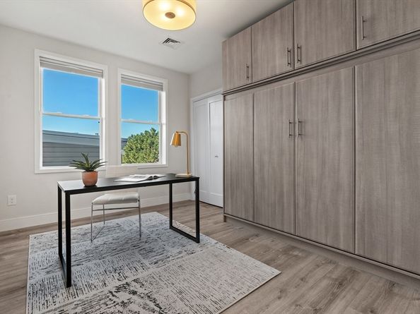 70 Bremen St 408, Boston MA 02128