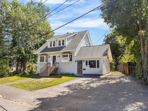 36 Brookside Rd, Braintree MA 02184
