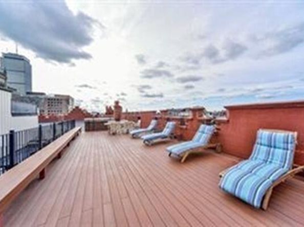 271 Dartmouth PH 6C, Boston MA 02116