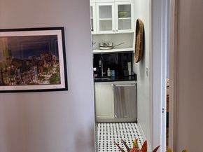 271 Dartmouth PH 6C, Boston MA 02116