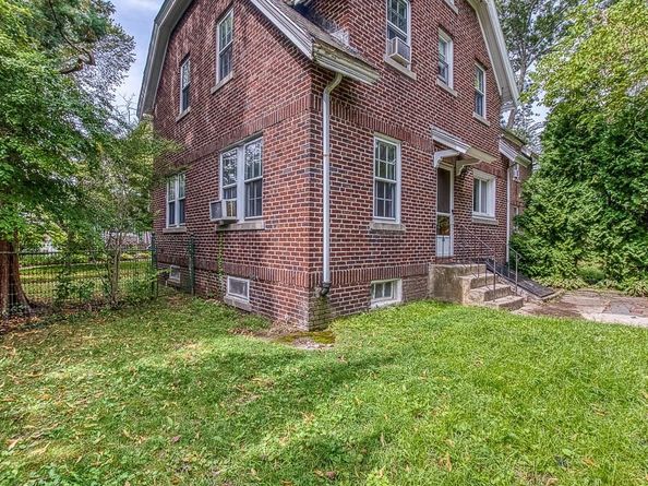 46 Southbourne Rd, Boston MA 02130
