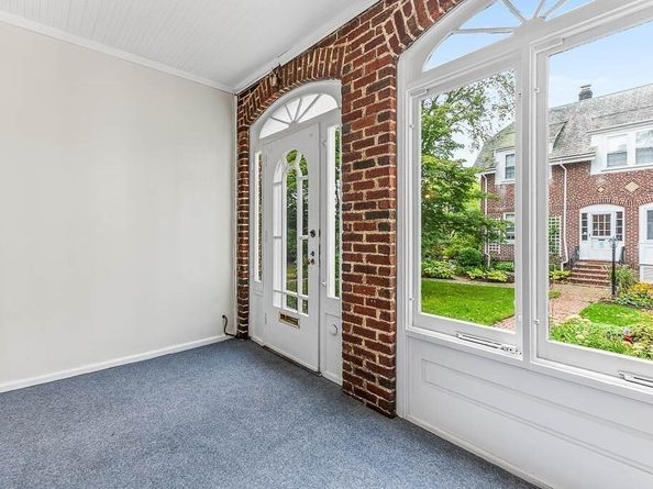 46 Southbourne Rd, Boston MA 02130