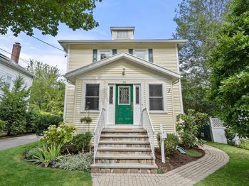 36 Courtney Rd