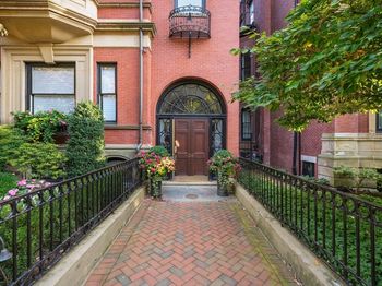 36 Commonwealth Avenue