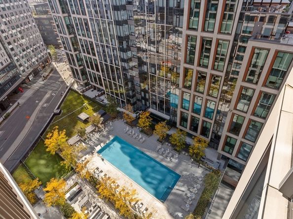 135 Seaport 1807, Boston MA 02210