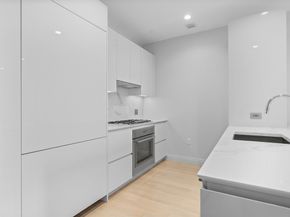 135 Seaport 1807, Boston MA 02210