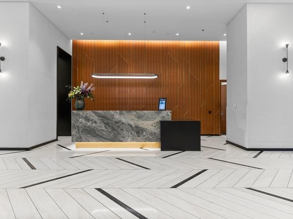 135 Seaport 1807, Boston MA 02210