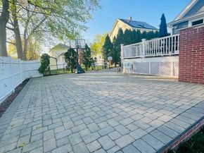 15 Bates Rd, Framingham MA 01702