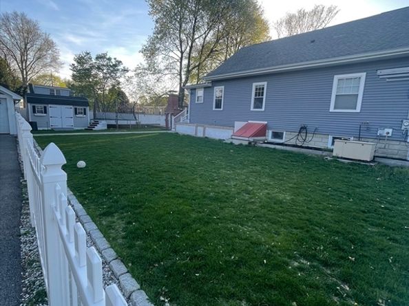 15 Bates Rd, Framingham MA 01702