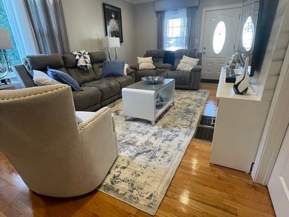 15 Bates Rd, Framingham MA 01702