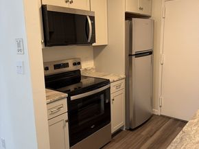 5 Village Hill Lane 19, Natick MA 01760