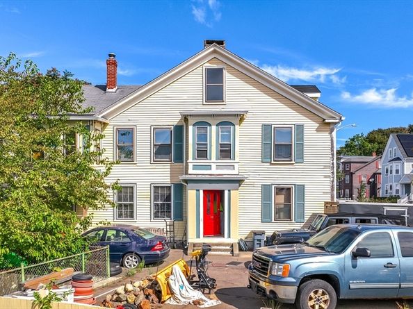 328 Cabot St, Beverly MA 01915