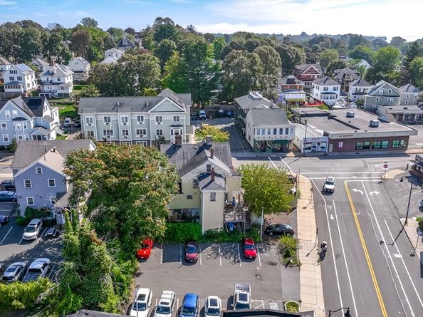 328 Cabot St, Beverly MA 01915