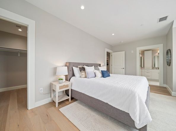 124 Elm Street 308, Cohasset MA 02025