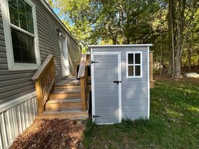 41 Longboat Road, Wareham MA 02576