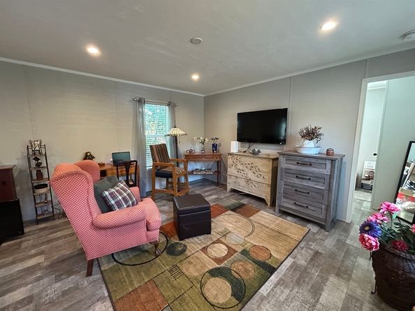 41 Longboat Road, Wareham MA 02576