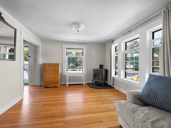 30 Whitney St, Milford MA 01757