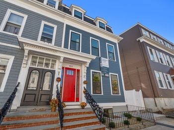 803 E 5th St