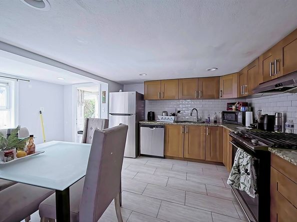 1 Washington St, Revere MA 02151