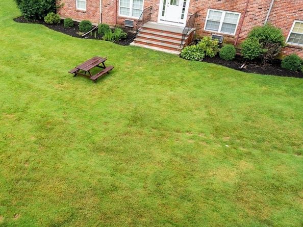 12 Colonial Village Dr 12, Arlington MA 02474