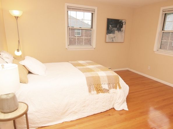 12 Colonial Village Dr 12, Arlington MA 02474