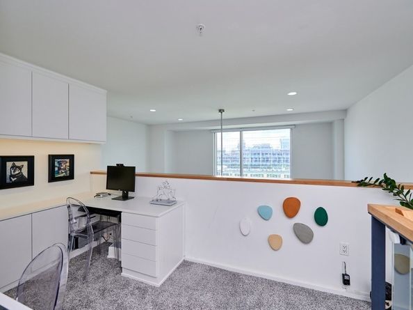 1 Earhart St 720, Cambridge MA 02141