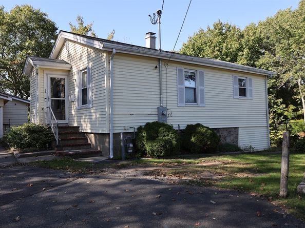 13 Seaview Avenue, Saugus MA 01906