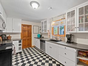 276 Saint Nicholas Ave, Worcester MA 01606