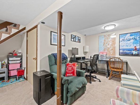 276 Saint Nicholas Ave, Worcester MA 01606