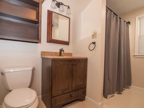271 Wellman Ave 271, Chelmsford MA 01863
