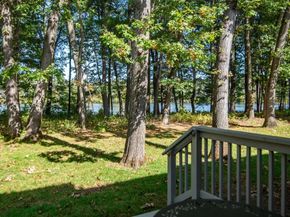 271 Wellman Ave 271, Chelmsford MA 01863