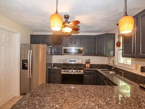 271 Wellman Ave 271, Chelmsford MA 01863