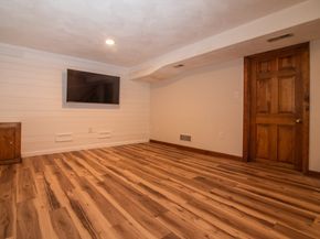 271 Wellman Ave 271, Chelmsford MA 01863