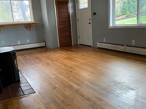 381 Pleasant St, Leicester MA 01524