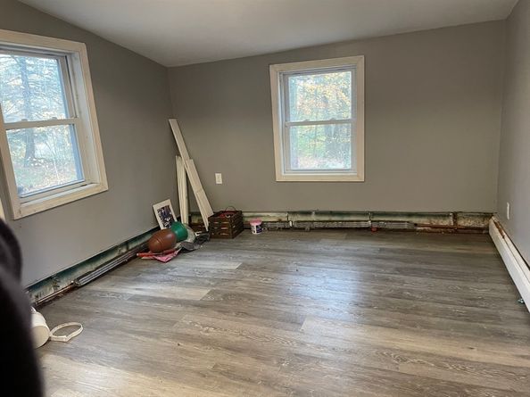 381 Pleasant St, Leicester MA 01524