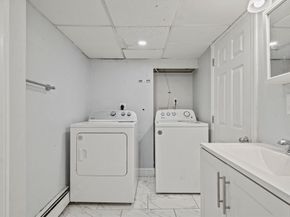 18 Central St, Woburn MA 01801