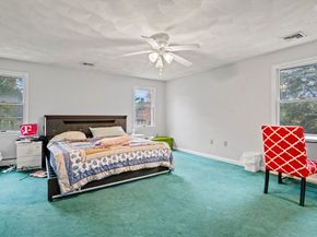 18 Central St, Woburn MA 01801