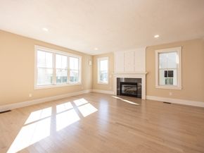 53 Thomas Mann Circle 31, Norfolk MA 02056