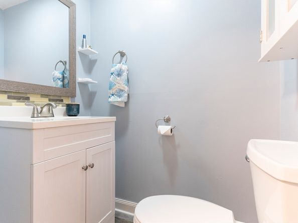 213 Bayberry Hill Ln 213, Leominster MA 01453