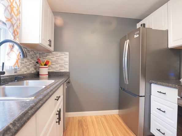 213 Bayberry Hill Ln 213, Leominster MA 01453