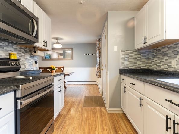 213 Bayberry Hill Ln 213, Leominster MA 01453