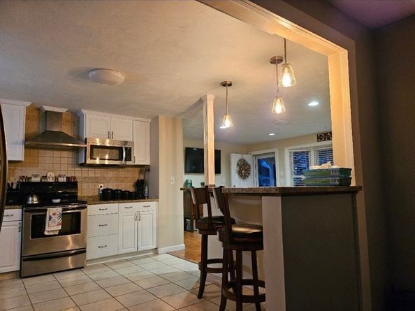 65 Leahy Rd, Brockton MA 02302