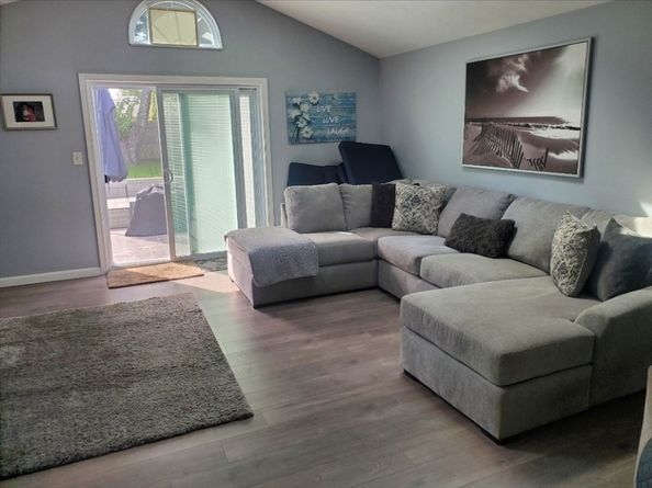 65 Leahy Rd, Brockton MA 02302