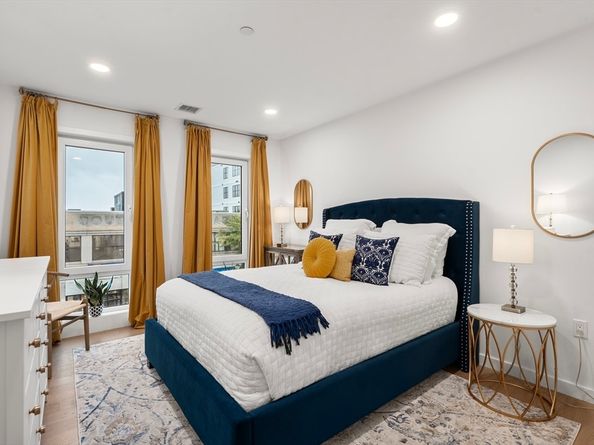 457 West Broadway 302, Boston MA 02127