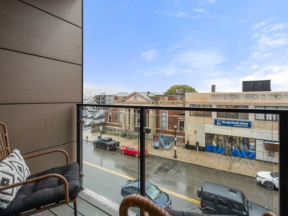 457 West Broadway 302, Boston MA 02127