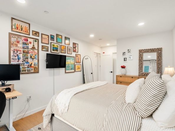 457 West Broadway 302, Boston MA 02127