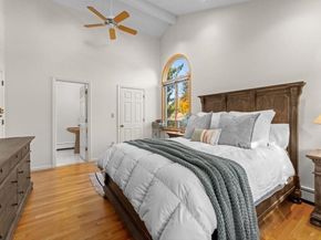 8 Flynn St, Natick MA 01760